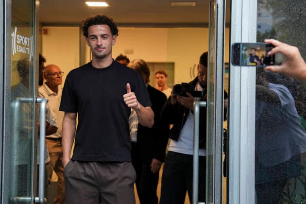 RECORD DATE NOT STATED Nuovo Acquisto dell Inter, Curtis Jones, proveniente dal Liverpool, al sede Coni per le visite mediche per l idoneitÃ alla pratica sportiva , Milano (Italy) August 21, 2026 (Photo Claudio Furlan LaPresse) Inter™s new signing, Curtis Jones, from Liverpool, at the CONI headquarters for competitive sports medical examinations, Milan (Italy), 21 August 2026 (Photo: Claudio Furlan LaPresse)  Copyright: xClaudioxFurlan LaPressex