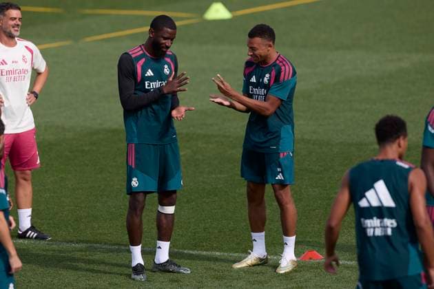 August 21, 2026, Madrid, Spain: Antonio Rudiger (L) of Real Madrid CF and Kylian Mbappe (R) of Real Madrid CF seen in action during the training session at Ciudad Real Madrid, on the eve of the LaLiga EA Sports 2026 2027 week 2 football match between RCD Espanyol and Real Madrid CF.Real Madrid CF holds its final training session and pre-match press conference, PK, Pressekonferenz ahead of its first LaLiga game, tomorrow at RCD Espanyol s home stadium Madrid Spain - ZUMAs197 20260821_aaa_s197_038 Copyright: xFedericoxTitonex