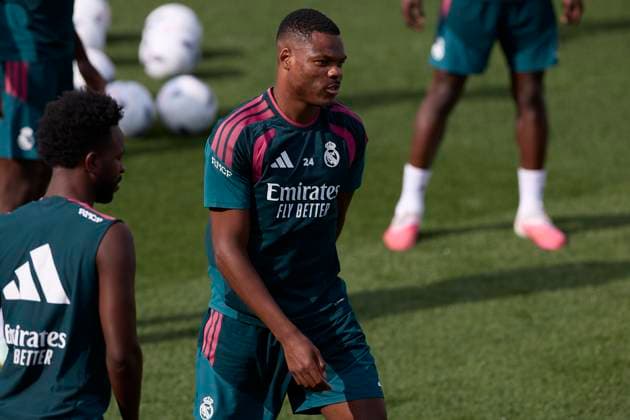 August 21, 2026, Madrid, Spain: Denzel Dumfires of Real Madrid CF seen in action during the training session at Ciudad Real Madrid, on the eve of the LaLiga EA Sports 2026 2027 week 2 football match between RCD Espanyol and Real Madrid CF.Real Madrid CF holds its final training session and pre-match press conference, PK, Pressekonferenz ahead of its first LaLiga game, tomorrow at RCD Espanyol s home stadium Real Madrid CF Press Conference And Training Session At Ciudad Real Madrid In Madrid, Spain - 21 Aug 2026  - ZUMAs197 20260821_aaa_s197_034 Copyright: xFedericoxTitonex