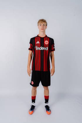 Henrik Peter - Fussball, Regionalliga Südwest - Porträttermin 2026 2027 - Eintracht Frankfurt II - 23.07.26 Fussball, Regionalliga Südwest - Porträttermin 2026 2027 - Eintracht Frankfurt II - 23.07.26 *** Henrik Peter Soccer, Southwest Regional League Profile 2026 2027 Eintracht Frankfurt II 07 23 26 Soccer, Southwest Regional League Profile 2026 2027 Eintracht Frankfurt II 07 23 26