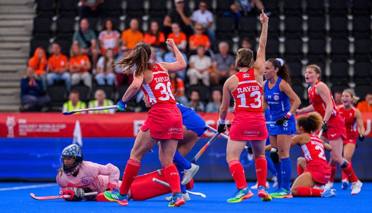 Hockey World Cup Day Seven England celebrate their third goal scored by Darcy Bourne during the match Chile in the Pool G classification group in the 2026 FIH Hockey World Cup at Wagener Stadium, Amstelveen 21 08 2026 UK Newspapers OUT Copyright: xGraemexWilcocksonx FIL-23806-0012
