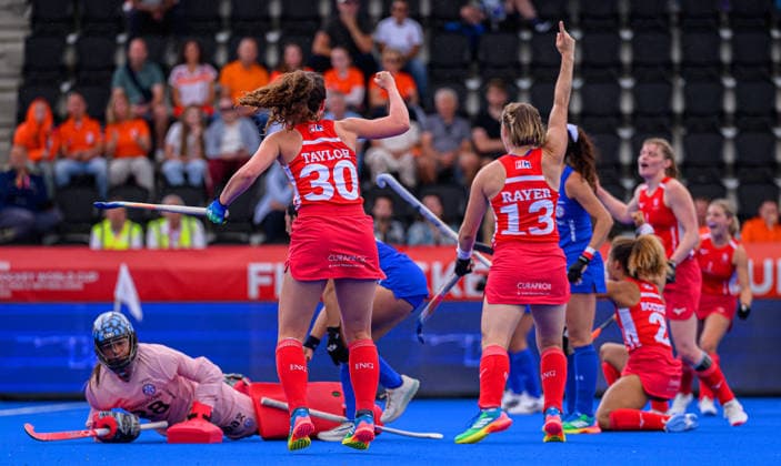Hockey World Cup Day Seven England celebrate their third goal scored by Darcy Bourne during the match Chile in the Pool G classification group in the 2026 FIH Hockey World Cup at Wagener Stadium, Amstelveen 21 08 2026 UK Newspapers OUT Copyright: xGraemexWilcocksonx FIL-23806-0014