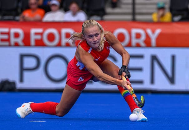 Hockey World Cup Day Seven Lily Walker of England takes a penalty stroke, but the shot is saved during the match against Chile in the Pool G classification group in the 2026 FIH Hockey World Cup at Wagener Stadium, Amstelveen 21 08 2026 UK Newspapers OUT Copyright: xGraemexWilcocksonx FIL-23806-0022