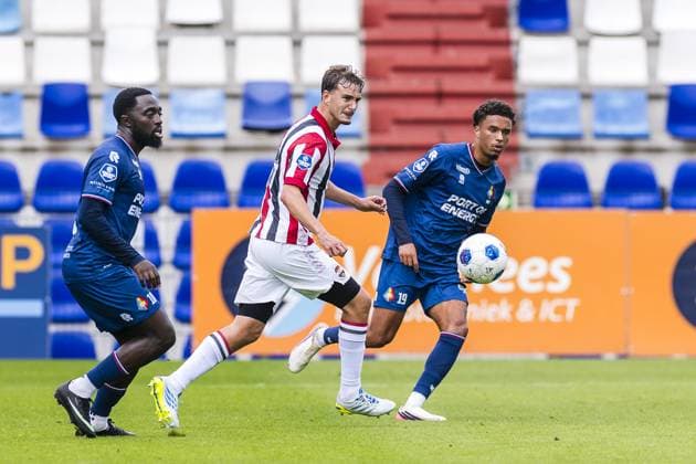 TILBURG , 21-08-2026 , Koning Willem II stadium , season 2026 2027 , Dutch Eredivisie football , match between Willem II and Telstar (friendly) , picture shows Telstar player Tyrone Owusu , Willem II player Calvin Twigt , Telstar player Sebastiaan Hagedoorn Willem II - Telstar (friendly)  x205893917x Copyright: