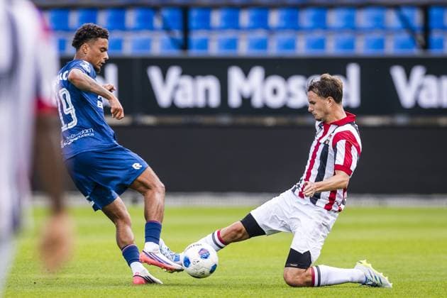 TILBURG , 21-08-2026 , Koning Willem II stadium , season 2026 2027 , Dutch Eredivisie football , match between Willem II and Telstar (friendly) , picture shows Telstar player Sebastiaan Hagedoorn , Willem II player Calvin Twigt Willem II - Telstar (friendly)  x205893931x Copyright: