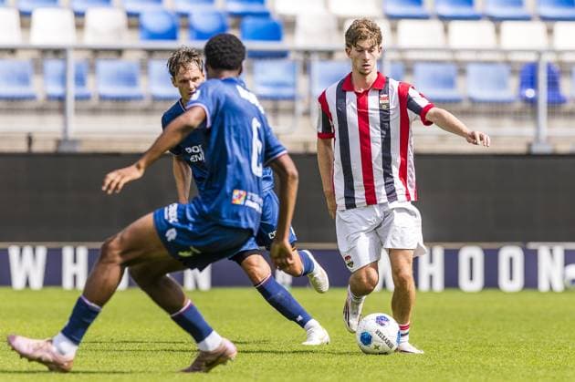 TILBURG , 21-08-2026 , Koning Willem II stadium , season 2026 2027 , Dutch Eredivisie football , match between Willem II and Telstar (friendly) , picture shows Telstar player Rui Mendes , Willem II player Per van Loon Willem II - Telstar (friendly)  x205893954x Copyright: