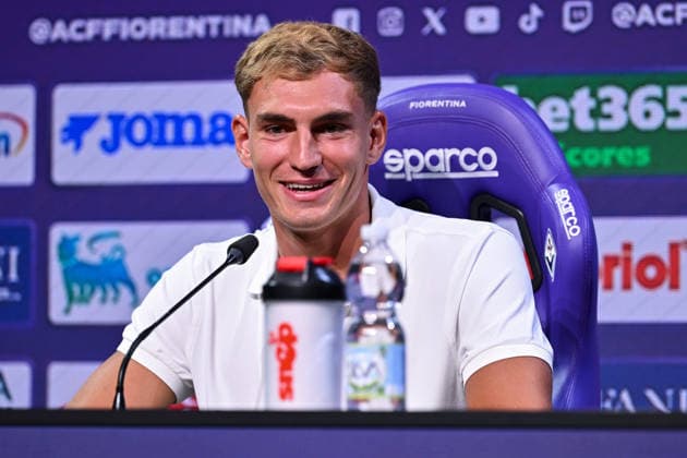 foto IPP lisa guglielmi Firenze 21-08-2026 presentazione Mateo Pellegrino nella foto Mateo Pellegrino (Fiorentina) italy photo press world copyrighft italy ITALY  Copyright: xR4924_italyphotopressx