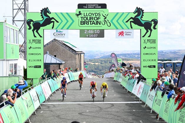 2026 Lloyds Tour of Britain Women Picture by Simon Wilkinson SWpix.com - 21 08 2026 - Cycling - UCI Women s World Tour - 2026 Lloyds Tour of Britain Women - Stage 3: Mold to The Great Orme (104.7km) - The finish line in the Great Orme Copyright: x xSWpix.comx(t axPhotographyxHubxLtd)xSimonxWilkinson SWpix.comx SWP-3030-18616