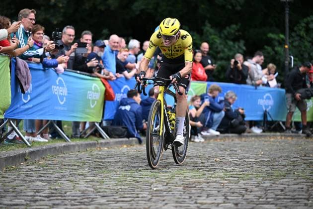German Niklas Behrens of Team Visma-Lease a Bike pictured in action at stage three of the Renewi Tour multi-stage cycling race, from Celles to Geraardsbergen (182 km) on Friday 21 August 2026. The five-day race takes place from 19 to 23 08. DAVIDxPINTENS  x183912177x
