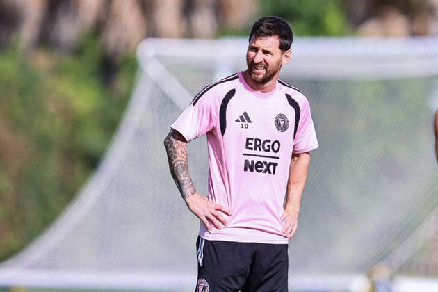FORT LAUDERDALE, FL - AUGUST 21: Lionel Messi (10) of Inter Miami CF is seen during an Inter Miami Training Session at Florida Blue Training Center on August 21, 2026 in Fort Lauderdale, Florida. SOCCER: AUG 21 Inter Miami CF Training EDITORIAL USE ONLY Icon2608210000021