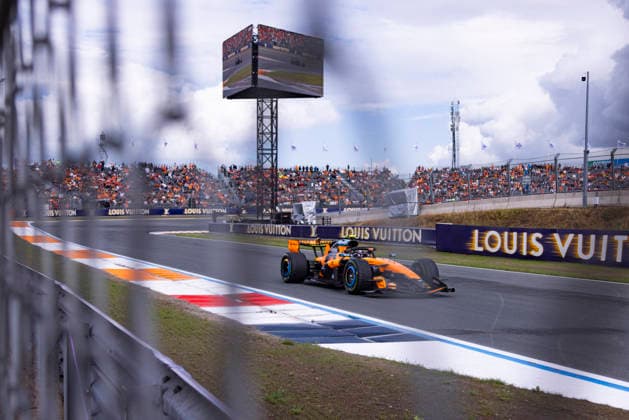 Formula 1 Heineken Dutch Grand Prix 2026 Grégoire PLACCA OVERTAKE MAXPPP - Zandvoort 21 08 2026 01 NORRIS Lando (gbr), McLaren Mastercard F1 Team, action at the Formula 1 Heineken Dutch Grand Prix 2026, the 12th round of the 2026 FIA Formula 1 World Championship, WM, Weltmeisterschaft at Circuit Zandvoort in Zandvoort, Netherlands, from 20 to 23 August 2026 Zandvoort Netherlands  Copyright: xOVERTAKE MAXPPPxGrégoirexPLACCAx OVT202608210845 OVT202608210845