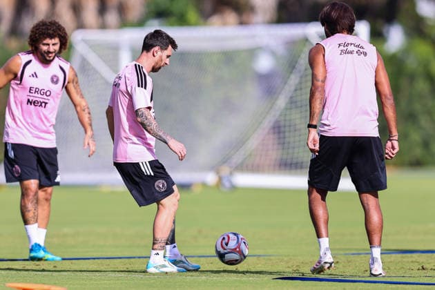 FORT LAUDERDALE, FL - AUGUST 21: Lionel Messi (10) of Inter Miami CF is seen during an Inter Miami Training Session at Florida Blue Training Center on August 21, 2026 in Fort Lauderdale, Florida. SOCCER: AUG 21 Inter Miami CF Training EDITORIAL USE ONLY Icon2608210000007