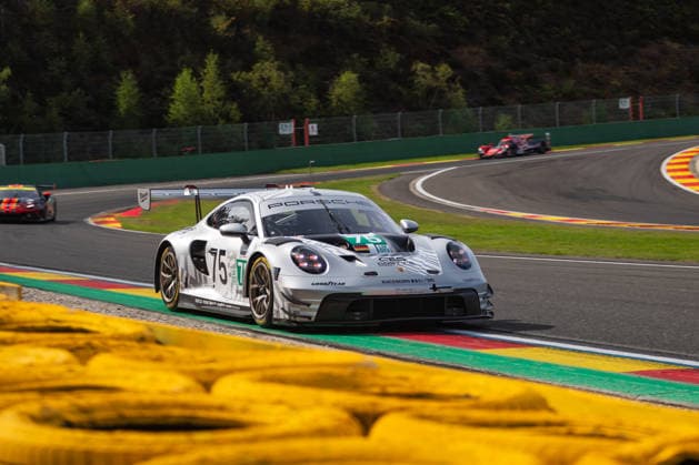 Proton Competition 4 Hours of Spa Francorchamps ELMS Proton Competition Porsche 911 GT3 R LMGT3 75 gefahren von Matt Kurzejewski, Thomas Sargent und Richard Lutz 4 Hours of Spa Francorchamps Lauf der European Le Mans Series in Spa (Belgien, Lüttich) *** Proton Competition 4 Hours of Spa Francorchamps ELMS Proton Competition Porsche 911 GT3 R LMGT3 75 driven by Matt Kurzejewski, Thomas Sargent, and Richard Lutz 4 Hours of Spa Francorchamps race of the European Le Mans Series in Spa, Belgium, Liège