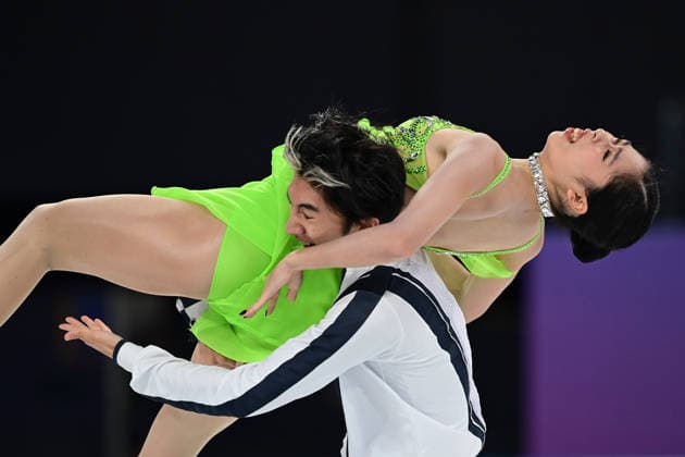 (260821) -- XI AN, Aug. 21, 2026 -- Yin Shanjie (top) Yang Shirui of China perform during the free dance of ice dance at ISU Figure skating, Eiskunstlauf Junior Grand Prix Xi an 2026 in Xi an, northwest China s Shaanxi Province, Aug. 21, 2026. ) (SP)CHINA-XI AN-FIGURE SKATING-ISU JUNIOR GRAND PRIX XI AN 2026 (CN) ZouxJingyi 
