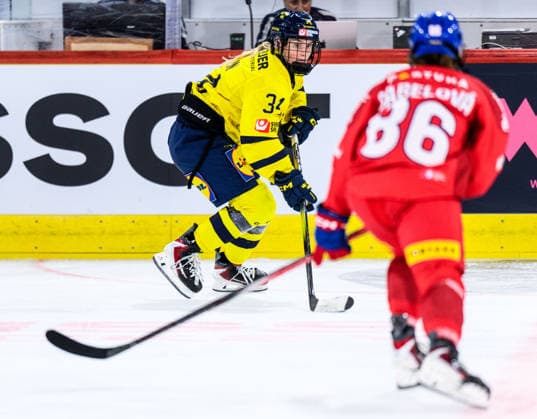 260821 Mira Hallin of Sweden during the Women™s Euro Hockey Tour match between Sweden and Czech Republic on August 21, 2026 in Kloten. Photo: Mathilda Schuler BILDBYRAN kod MA MA1021 ishockey Ice hockey, Eishockey women™s euro hockey tour sverige sweden tjeckien czech republic dam bbeng sverige sweden *** August 21, 2026: Mira Hallin of Sweden during the Women’s Euro Hockey Tour match between Sweden and the Czech Republic on August 21, 2026 in Kloten. Photo by Mathilda Schuler. BILDBYRAN code MA MA1021 ice hockey women’s euro hockey tour Sweden Czech Republic women’s bbeng Sweden  Copyright: MATHILDAxSCHULER BB260821MA113