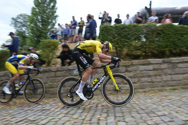 German Niklas Behrens of Team Visma-Lease a Bike pictured in action at stage three of the Renewi Tour multi-stage cycling race, from Celles to Geraardsbergen (182 km) on Friday 21 August 2026. The five-day race takes place from 19 to 23 08. DAVIDxPINTENS  x183916777x