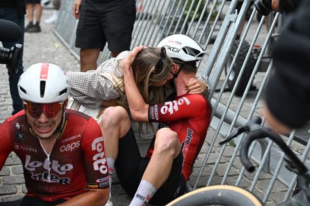 Belgian Jenno Berckmoes of Lotto-Intermarche celebrates after winning stage three of the Renewi Tour multi-stage cycling race, from Celles to Geraardsbergen (182 km) on Friday 21 August 2026. The five-day race takes place from 19 to 23 08. DAVIDxPINTENS  x0864589018stx