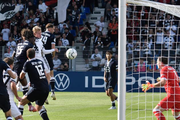 Jonathan Burkardt (Eintracht Frankfurt 9) erzielt das Tor zum 0:1 21.08.2026 ¢ Fussball ¢ SC St. Tönis vs Eintracht Frankfurt, Grotenburg-Stadion, Krefeld, DFB DFL REGULATIONS PROHIBIT ANY USE OF PHOTOGRAPHS AS IMAGE SEQUENCES AND OR QUASI-VIDEO *** Jonathan Burkardt of Eintracht Frankfurt scores the goal to make it 0-1 on August 21, 2026 ¢ Soccer ¢ SC St. Tönis vs. Eintracht Frankfurt, Grotenburg Stadium, Krefeld, DFB and DFL regulations prohibit any use of photographs as image sequences and or quasi-video Copyright: xpepphotox xSaschaxWeizx pep00321, pep_20260821_hm