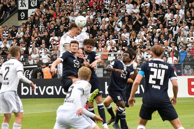 Robin Koch (Eintracht Frankfurt 4) erzielt das Tor zum 0:2 21.08.2026 ¢ Fussball ¢ SC St. Tönis vs Eintracht Frankfurt, Grotenburg-Stadion, Krefeld, DFB DFL REGULATIONS PROHIBIT ANY USE OF PHOTOGRAPHS AS IMAGE SEQUENCES AND OR QUASI-VIDEO *** Robin Koch of Eintracht Frankfurt scores the goal to make it 0-2 on August 21, 2026 ¢ Soccer ¢ SC St. Tönis vs. Eintracht Frankfurt, Grotenburg Stadium, Krefeld, DFB and DFL regulations prohibit any use of photographs as image sequences and or quasi-video Copyright: xpepphotox xSaschaxWeizx pep00321, pep_20260821_hm