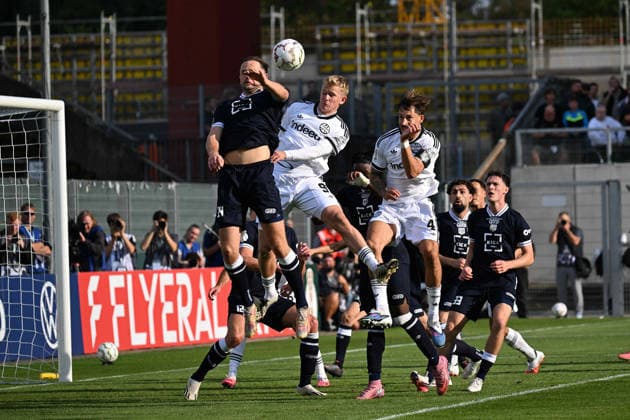 21.08.2026, xjhx, Fussball DFB Pokal 1.Runde, SC St.Tönis - Eintracht Frankfurt v.l. Jonathan Jonny Burkardt (Eintracht Frankfurt) Torschuetze, erzielt das Tor, Treffer, scores the goal 0:1 Krefeld *** August 21, 2026, xjhx, Soccer DFB Cup 1st Round, SC St. Tönis vs. Eintracht Frankfurt, Jonathan Jonny Burkardt, Eintracht Frankfurt, goal scorer, scores the goal, 0-1 Krefeld