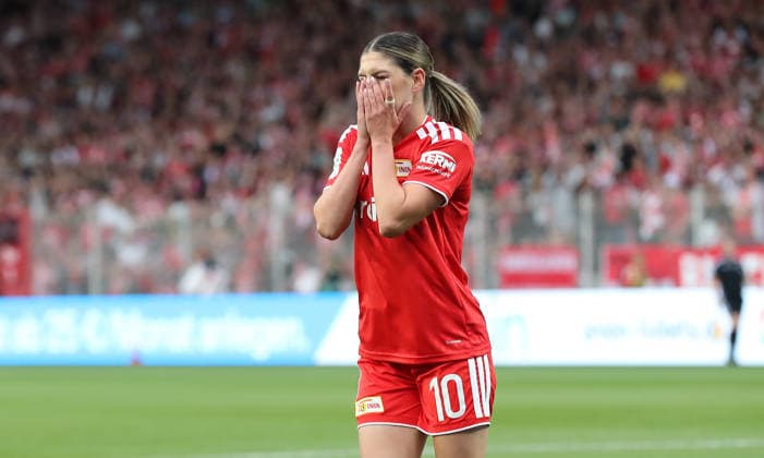 Eileen Campbell enttäuscht nach vergebener Torchance Enttäuschung Fußball Fussball 1. Bundesliga Damen Frauen 1. Spieltag Saison 2026 2027 21.08.2026 1.FC Union Berlin vs. FC Bayern München FCB DFL regulations prohibit any use of photographs as image sequences and or quasi-video *** Eileen Campbell Disappointed After Missing a Scoring Chance Disappointment Sports Soccer Women s Soccer 1 Bundesliga Women Matchday 1 2026–2027 Season August 21, 2026 1. FC Union Berlin vs. FC Bayern Munich (FCB) DFL regulations prohibit any use of photographs as image sequences and or quasi-video