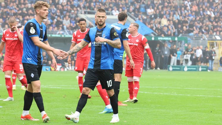 21.08.2026, xrekx, Fussball DFB Pokal 1.Runde, SV Waldhof Mannheim - 1.FC Kaiserslautern v.l. Julian Ulbricht (SV Waldhof Mannheim) (DFL DFB REGULATIONS PROHIBIT ANY USE OF PHOTOGRAPHS as IMAGE SEQUENCES and or QUASI-VIDEO) Mannheim *** August 21, 2026, xrekx, Soccer DFB Cup First Round, SV Waldhof Mannheim 1 FC Kaiserslautern v l Julian Ulbricht SV Waldhof Mannheim DFL DFB REGULATIONS PROHIBIT ANY USE OF PHOTOGRAPHS as IMAGE SEQUENCES and or QUASI-VIDEO Mannheim