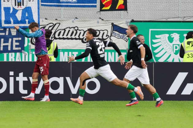 21.08.2026, xgrfx, Fussball DFB Pokal 1.Runde, Preußen Münster - Karlsruher SC v.l. Tor, Montell Ndikom zum 1:0 (Preußen Münster) (DFL DFB REGULATIONS PROHIBIT ANY USE OF PHOTOGRAPHS as IMAGE SEQUENCES and or QUASI-VIDEO) Münster *** August 21, 2026, xgrfx, Soccer, DFB Cup First Round, Preußen Münster vs. Karlsruher SC, goal, Montell Ndikom scores the 1–0 goal for Preußen Münster. DFL and DFB regulations prohibit any use of photographs as image sequences and or quasi-video. Münster