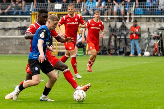 DFB-Pokal: SV Waldhof Mannheim vs 1. FC Kaiserslautern, 21.08.2026 Joey Müller (SV Waldhof Mannheim, 6) im Strafraum auf dem Weg zum Tor DFB-Pokal: SV Waldhof Mannheim vs 1. FC Kaiserslautern, Carl-Benz-Stadion, 21.08.2026 DFB DFL REGULATIONS PROHIBIT ANY USE OF PHOTOGRAPHS AS IMAGE SEQUENCES AND OR QUASI-VIDEO. *** DFB Cup: SV Waldhof Mannheim vs. 1. FC Kaiserslautern, August 21, 2026—Joey Müller of SV Waldhof Mannheim, No. 6, in the penalty area on his way to the goal. DFB Cup: SV Waldhof Mannheim vs. 1. FC Kaiserslautern, Carl Benz Stadium, August 21, 2026 DFB and DFL regulations prohibit any use of photographs as image sequences and or quasi-video. Copyright: xBEAUTIFULxSPORTS Hillx