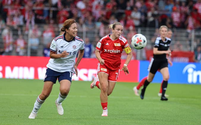 Momoko Tanikawa, Lisa Heiseler am Ball Zweikampf Spielszene Aktion Fußball Fussball 1. Bundesliga Damen Frauen 1. Spieltag Saison 2026 2027 21.08.2026 1.FC Union Berlin vs. FC Bayern München FCB DFL regulations prohibit any use of photographs as image sequences and or quasi-video *** Momoko Tanikawa, Lisa Heiseler on the ball, tackle, game scene, action, sports, soccer, women’s soccer, 1. Bundesliga, women’s division, Matchday 1, 2026–2027 season, August 21, 2026, 1. FC Union Berlin vs. FC Bayern Munich (FCB). DFL regulations prohibit any use of photographs as image sequences and or quasi- video