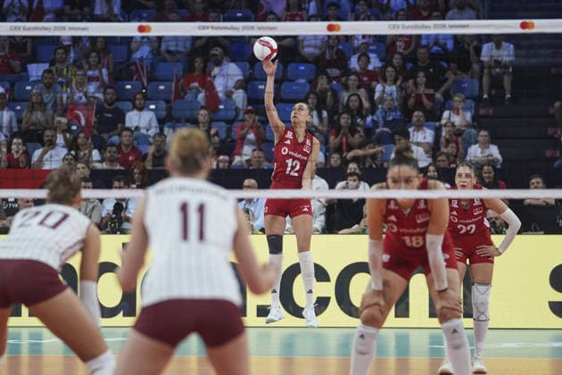 Turkiye v Latvia - CEV EuroVolley 2026 ISTANBUL, TURKIYE - AUGUST 21: Elif Sahin (12) of Turkiye in action against Paula Nikola Neciporuka (11) of Latvia during the CEV Women s European Volleyball Championship Group A match between Turkiye and Latvia at Sinan Erdem Dome in Istanbul, Turkiye on August 21, 2026. Beyza Comert Anadolu Istanbul Turkey. Editorial use only. Please get in touch for any other usage.  Copyright: x2026xAnadoluxBeyzaxComertx