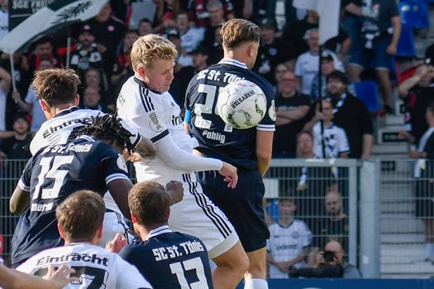 Jonathan Burkardt (Eintracht Frankfurt 9) macht das Tor zum 1:0 21.08.2026 ¢ Fussball ¢ SC St. Tönis vs Eintracht Frankfurt, Grotenburg-Stadion, Krefeld, DFB DFL REGULATIONS PROHIBIT ANY USE OF PHOTOGRAPHS AS IMAGE SEQUENCES AND OR QUASI-VIDEO NRW Germany *** Jonathan Burkardt of Eintracht Frankfurt scores the goal to make it 1-0 on August 21, 2026 ¢ Soccer ¢ SC St. Tönis vs. Eintracht Frankfurt, Grotenburg Stadium, Krefeld, DFB and DFL regulations prohibit any use of photographs as image sequences and or quasi-video. NRW, Germany Copyright: xpepphotox xSaschaxWeizx pep00321, pep_20260821_hm