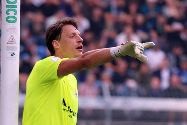 21.08.2026, xrekx, Fussball DFB Pokal 1.Runde, SV Waldhof Mannheim - 1.FC Kaiserslautern v.l. Thijmen Nijhuis (SV Waldhof Mannheim) gibt Anweisungen, gestikuliert, mit den Armen gestikulieren gives instructions, gesticulate (DFL DFB REGULATIONS PROHIBIT ANY USE OF PHOTOGRAPHS as IMAGE SEQUENCES and or QUASI-VIDEO) Mannheim *** August 21, 2026, xrekx, Soccer DFB Cup 1st Round, SV Waldhof Mannheim 1 FC Kaiserslautern v l Thijmen Nijhuis SV Waldhof Mannheim gives instructions, gesticulates, gesticulates with his arms, gesticulates DFL DFB REGULATIONS PROHIBIT ANY USE OF PHOTOGRAPHS as IMAGE SEQUENCES and or QUASI-VIDEO Mannheim