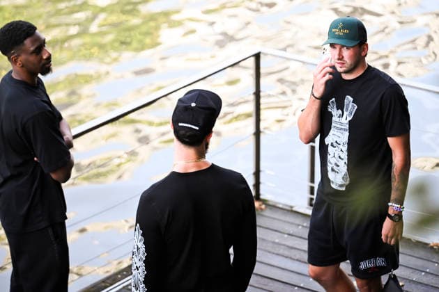 Luka Doncic and Los Angeles Lakers teammates take a sightseeing boat tour in Ljubljana Los Angeles Lakers star Luka Doncic takes his teammates on a sightseeing boat tour of Ljubljana during the team™s visit to the Slovenian capital. Doncic is hosting his Lakers teammates in his hometown as part of a four-day team gathering ahead of the new NBA, Basketball Herren, USA season. The group toured the city by boat, taking in Ljubljana™s historic city centre and landmarks along the Ljubljanica River. ljubljana Slovenia  Copyright: xNikxErikxNeubauerx DSC_2067