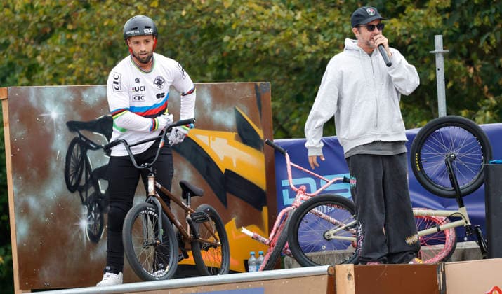 21.08.2026 Qualifikation Männer bei der BMX Freestyle Park Europameisterschaft in Darmstadt Bürgerpark Ausrichter VC Darmstadt 21.-23.8.26 hier Anthony Jeanjean (FRA) amtierender Weltmeister 2025 nach seiner Fahrt für die Qualifikation Darmstadt Hessen Deutschland *** August 21, 2026: Men’s Qualifying Round at the BMX Freestyle Park European Championships in Darmstadt’s Bürgerpark, hosted by VC Darmstadt, August 21–23, 2026. Pictured here is Anthony Jeanjean (FRA), the reigning 2025 world champion, after his qualifying run in Darmstadt, Hesse, Germany.