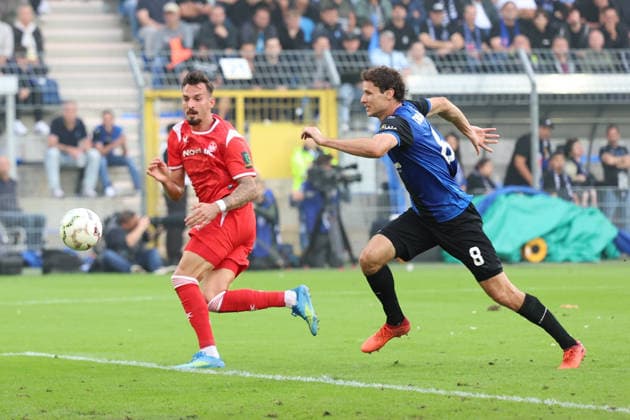 21.08.2026, xrekx, Fussball DFB Pokal 1.Runde, SV Waldhof Mannheim - 1.FC Kaiserslautern v.l. Mergim Berisha (1.FC Kaiserslautern) Maximilian Thalhammer (SV Waldhof Mannheim) (DFL DFB REGULATIONS PROHIBIT ANY USE OF PHOTOGRAPHS as IMAGE SEQUENCES and or QUASI-VIDEO) Mannheim *** August 21, 2026, xrekx, Soccer DFB Cup First Round, SV Waldhof Mannheim 1 FC Kaiserslautern v l Mergim Berisha 1 FC Kaiserslautern Maximilian Thalhammer SV Waldhof Mannheim DFL DFB REGULATIONS PROHIBIT ANY USE OF PHOTOGRAPHS as IMAGE SEQUENCES and or QUASI-VIDEO Mannheim