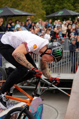 21.08.2026 Qualifikation Männer bei der BMX Freestyle Park Europameisterschaft in Darmstadt Bürgerpark Ausrichter VC Darmstadt 21.-23.8.26 hier Dylan Hessey (GBR) während Wettkampf Darmstadt Hessen Deutschland *** August 21, 2026 Men s Qualifying Round at the BMX Freestyle Park European Championships in Darmstadt s Bürgerpark, hosted by VC Darmstadt, August 21–23, 2026. Pictured here is Dylan Hessey (GBR) during the competition in Darmstadt, Hesse, Germany.