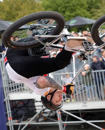 21.08.2026 Qualifikation Männer bei der BMX Freestyle Park Europameisterschaft in Darmstadt Bürgerpark Ausrichter VC Darmstadt 21.-23.8.26 hier Jordan Clark (GBR) während Wettkampf Darmstadt Hessen Deutschland *** August 21, 2026 Men s Qualifying Round at the BMX Freestyle Park European Championships in Darmstadt s Bürgerpark, hosted by VC Darmstadt, August 21–23, 2026. Pictured here is Jordan Clark (GBR) during the competition in Darmstadt, Hesse, Germany.