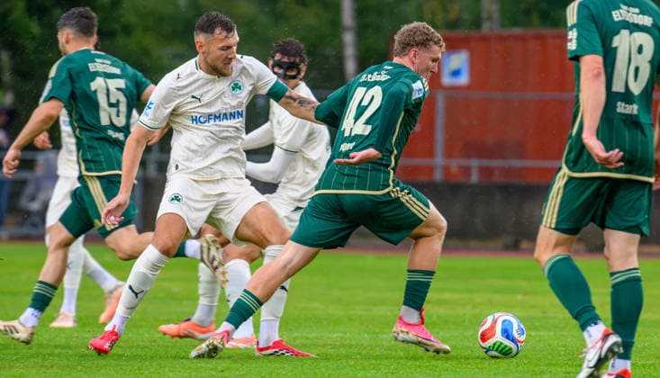 21.08.2026 - Fussball - Saison 2026 2027 - Regionalliga Bayern - 05. Spieltag: SC Eltersdorf SCE ( Quecken ) - SpVgg Greuther Fürth II (Kleeblatt) - - xwoxzix - Yannick Scholz (14, SpVgg Greuther Fürth II ) Felix Rippert (42, SC Eltersdorf ) *** August 21, 2026 Soccer Season 2026–2027 Bavarian Regional League Matchday 05 SC Eltersdorf vs. SCE Quecken vs. SpVgg Greuther Fürth II Kleeblatt xwoxzix Yannick Scholz 14, SpVgg Greuther Fürth II Felix Rippert 42, SC Eltersdorf