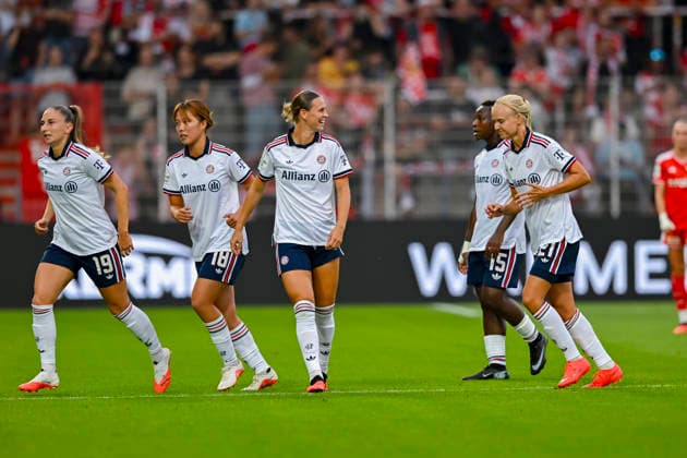 Germany, Berlin, Stadion an der Alten Foersterei, 21.08.2026, 1. FC Union Berlin vs. FC Bayern Muenchen, Jubel und Freude bei Klara Buehl (FC Bayern Muenchen) nach ihrem Treffer gegen die Frauen des 1. FC Union Berlin, Photo by Eibner Pressefoto Tino Henschel 1. FC Union Berlin vs. FC Bayern Muenchen Berlin *** Germany, Berlin, Stadion an der Alten Foersterei, August 21, 2026, 1 FC Union Berlin vs. FC Bayern Munich, Klara Buehl of FC Bayern Munich celebrates after scoring a goal against the women’s team of 1 FC Union Berlin, Photo by Eibner Pressefoto Tino Henschel 1 FC Union Berlin vs. FC Bayern Munich Berlin Copyright: xEibnerxPressefotox
