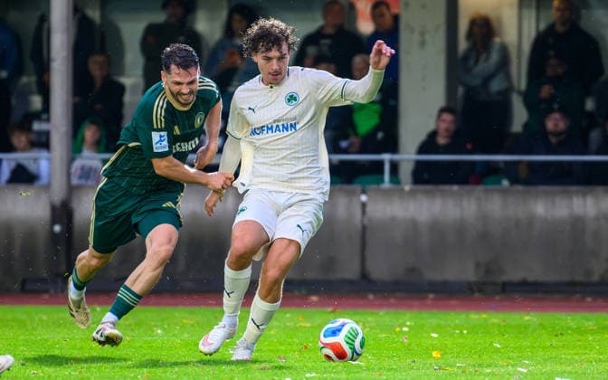 21.08.2026 - Fussball - Saison 2026 2027 - Regionalliga Bayern - 05. Spieltag: SC Eltersdorf SCE ( Quecken ) - SpVgg Greuther Fürth II (Kleeblatt) - - xwoxzix - Moritz Fischer (15, SC Eltersdorf ) Raul Marita (39, SpVgg Greuther Fürth II ) *** August 21, 2026 Soccer Season 2026–2027 Bavarian Regional League Matchday 05 SC Eltersdorf vs. SCE Quecken vs. SpVgg Greuther Fürth II Kleeblatt xwoxzix Moritz Fischer 15, SC Eltersdorf: Raul, Marita (39), SpVgg Greuther Fürth II