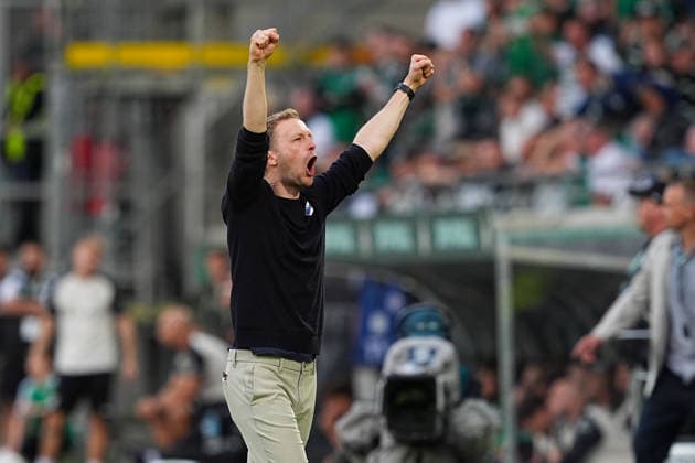 21.08.2026, xydrx, Fußball, DFB Pokal, SC Preußen Münster - Karlsruher SC, Saison 2026 2027, LVM-Preußenstadion: Maximilian Senft (Cheftrainer Karlsruher SC) bejubelt den 2:1 Sieg DFB regulations prohibit any use of photographs as image sequences and or quasi-video. *** August 21, 2026, xydrx, Soccer, DFB Cup, SC Preußen Münster vs. Karlsruher SC, 2026–2027 season, LVM Preußenstadion: Maximilian Senft, head coach of Karlsruher SC, celebrates the 2–1 victory. DFB regulations prohibit any use of photographs as image sequences and or quasi-video. Copyright: HMBxMedia YannisxDreimann