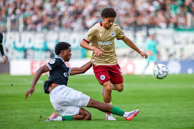 2026.08.21, xkwix, Fußball, DFB-Pokal, Preußen Münster - Karlsruher SC, LVM-Preußenstadion, 1.Runde, Saison 2026 2027: Wesley Adeh (Preussen Muenster 6) im Zweikampf gegen Louey Ben Farhat (Karlsruher SC 19) DFB regulations prohibit any use of photographs as image sequences and or quasi-video. Photo: xKamilxWilkowskixPressefotoKochx Nordrhein-Westfalen Deutschland *** August 21, 2026, xkwix, Soccer, DFB Cup, Preußen Münster vs. Karlsruher SC, LVM Preußenstadion, 1st Round, 2026–2027 Season: Wesley Adeh (Preußen Münster) No. 6 in a tackle against Louey Ben Farhat (Karlsruher SC) No. 19. DFB regulations prohibit any use of photographs as image sequences and or quasi-video. Photo: xKamilxWilkowskixPressefotoKochx, North Rhine-Westphalia, Germany