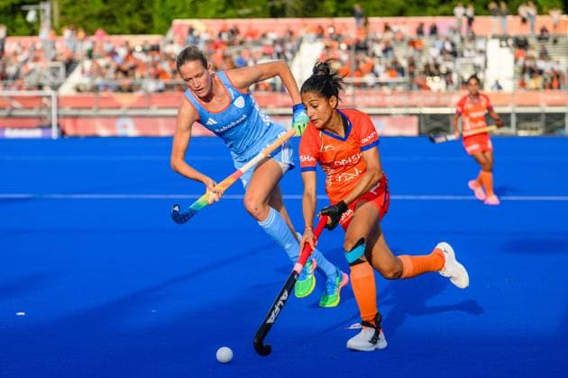 AMSTELVEEN, 21-08-2026, Wagener Stadion, FIH Hockey World Cup 2026 Women, 2026. Felice Albers and Baljeet Kaur during the game Netherlands - India (women). Netherlands - India (women)  x205902686x Copyright: