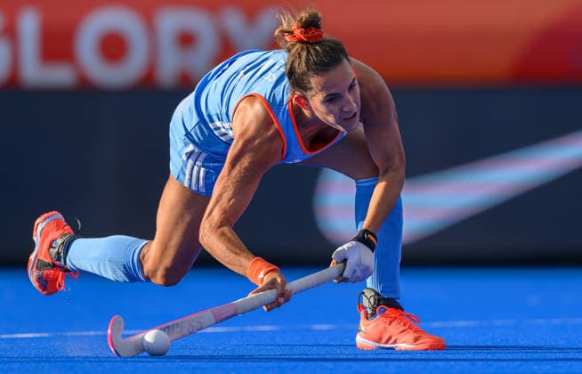 Hockey World Cup Day Seven FrÃ dÃ rique Matla of Netherlands Women (Oranje) flicks and scores from a short corner during the match against India in Pool E of the 2026 FIH Hockey World Cup at Wagener Stadium, Amstelveen 21 08 2026 UK Newspapers OUT Copyright: xGraemexWilcocksonx FIL-23806-0079