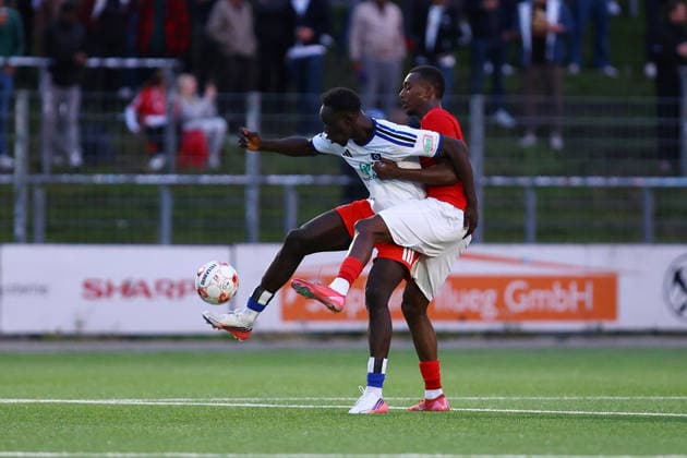 18 Radin Amadou (Hamburger SV U21, U 21 , 8 Abdul-Malik Yago (Eimsbütteler TV) Fußball I Herren I Regionalliga Nord I Saison 2026-2027 I 1. Spieltag I Hamburger SV U21 - Eimsbütteler TV I 21.08.2026 I Stadion Hoheluft *** 18 Radin Amadou, Hamburger SV U21, 8 Abdul Malik Yago Eimsbütteler TV Men s Soccer I Regionalliga Nord I 2026–2027 Season I Matchday 1 I Hamburger SV U21 vs. Eimsbütteler TV I August 21, 2026 I Hoheluft Stadium