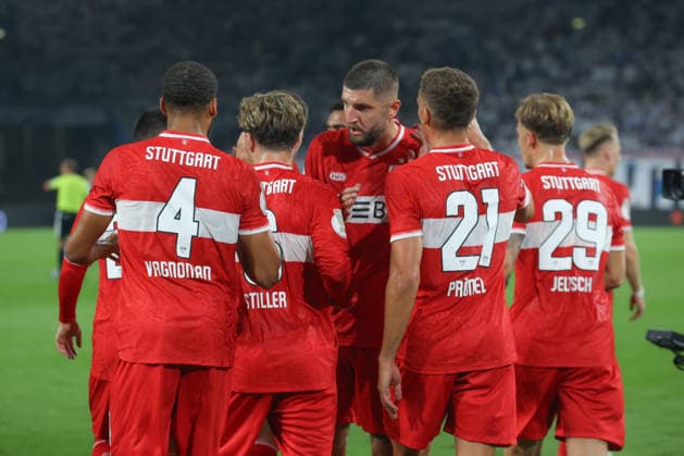21.08.2026, xtgx, Fussball DFB-Pokal 1. Runde, FC Hansa Rostock - VfB Stuttgart, v.l. Dzenan Pejcinovic (Stuttgart, 17) Jubel, Torjubel, jubelt ueber das Tor, celebrate the goal, celebration (DFL DFB REGULATIONS PROHIBIT ANY USE OF PHOTOGRAPHS as IMAGE SEQUENCES and or QUASI-VIDEO) Rostock *** August 21, 2026, xtgx, Soccer DFB Cup 1st Round, FC Hansa Rostock vs. VfB Stuttgart, from left: Dzenan Pejcinovic (Stuttgart), 17, cheering, Goal celebration, cheering over the goal, celebrate the goal, celebration DFL DFB REGULATIONS PROHIBIT ANY USE OF PHOTOGRAPHS as IMAGE SEQUENCES and or QUASI-VIDEO Rostock
