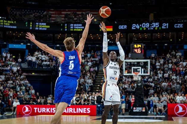 Basketball Hamburg 21.08.2026 Turkish Airlines Supercup 2026 Deutschland (GER) - Tschechien (CZE) Dennis Schröder Schroeder (Deutschland, No.17) Schröder Schroder Jan Zidek (Tschechien, No.05) *** Basketball Hamburg, August 21, 2026 Turkish Airlines Supercup 2026 Germany (GER) vs. Czech Republic (CZE) Dennis Schröder (Schroeder) Germany, No. 17 Schröder (Schroder) Jan Zidek Czech Republic, No. 05