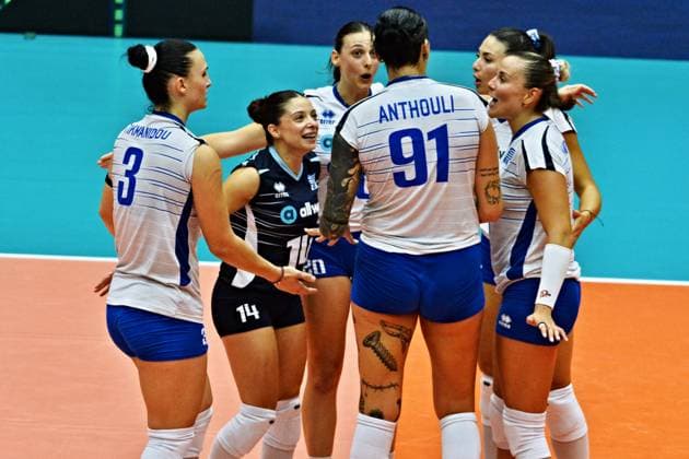 From left Elpida Tikmanidu and Maria-Aikaterini Xanthopulu of Greece react during the Women s European Volleyball Championships Group B match Czech Republic vs Greece, on August 21, 2026, in Brno, Czech Republic. (CTKxPhoto PatrikxUhlir) CTKPhotoP2026082107206  CTKPhotoP2026082107206