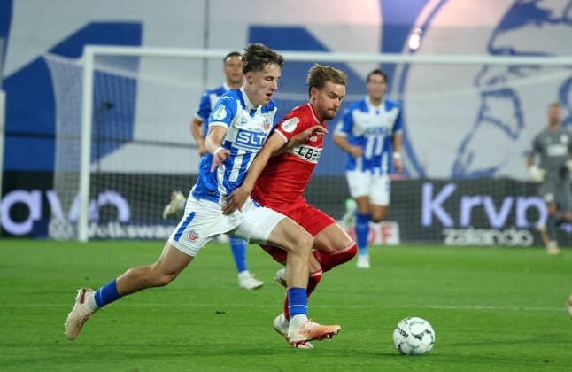 21.08.26 FC Hansa Rostock - VfB Stuttgart Deutschland, Rostock, 21.08.2026, Fussball, DFB-Pokal, Saison 2026 2027, FC Hansa Rostock - VfB Stuttgart: Maximilian Mittelstädt (VfB Stuttgart). *** August 21, 2026 FC Hansa Rostock vs. VfB Stuttgart Germany, Rostock, August 21, 2026, Soccer, DFB Cup, 2026–2027 Season, FC Hansa Rostock vs. VfB Stuttgart Maximilian Mittelstädt VfB Stuttgart