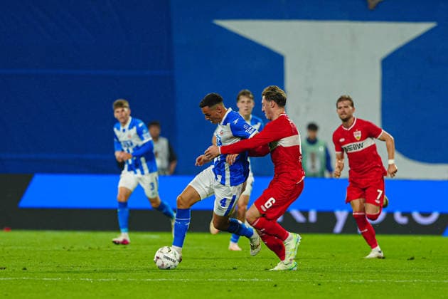 Kenan Fatkic (FC Hansa Rostock, 04), Angelo Stiller (VfB Stuttgart, 06) GER, FC Hansa Rostock vs. VfB Stuttgart, Fußball, DFB-Pokal, 1. Runde, Saison 2026 2027, 21.08.2026 GER, FC Hansa Rostock vs. VfB Stuttgart, Fußball, DFB-Pokal, 1. Runde, Saison 2026 2027, 21.08.2026 Rostock *** Kenan Fatkic, FC Hansa Rostock, 04; Angelo Stiller, VfB Stuttgart, 06 GER; FC Hansa Rostock vs. VfB Stuttgart, Soccer, DFB Cup, 1st Round, 2026–2027 Season, August 21, 2026 GER, FC Hansa Rostock vs. VfB Stuttgart, Soccer, DFB Cup, 1st Round, 2026–2027 Season, August 21, 2026 Rostock Copyright: xEibner-Pressefoto MarcelxvonxFehrnx EP_MFN